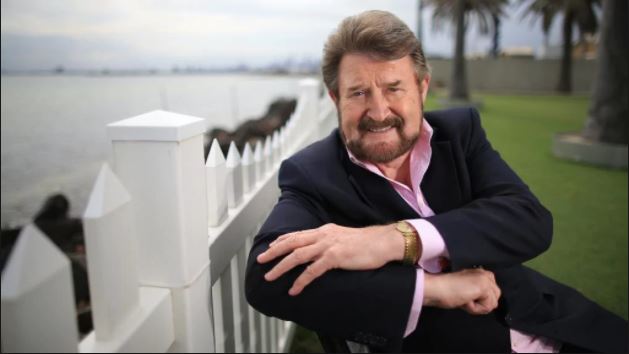 Derryn Hinch wiki, age, girlfriend, wife, divorce, and net worth details