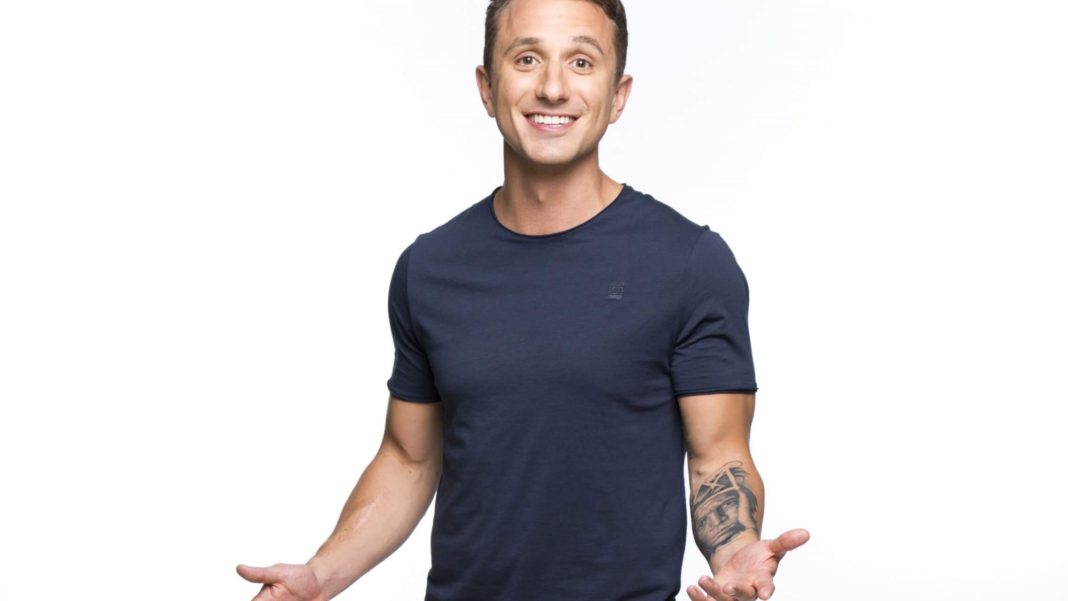 Is Tommy Little Dating His Co-Host, Who Is Tommy Little Girlfriend? Tommy Little wiki, age, girlfriend and net worth updates
