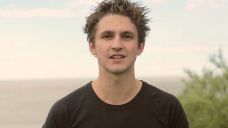 Adrian Van Oyen wiki, age, girlfriend, and net worth details