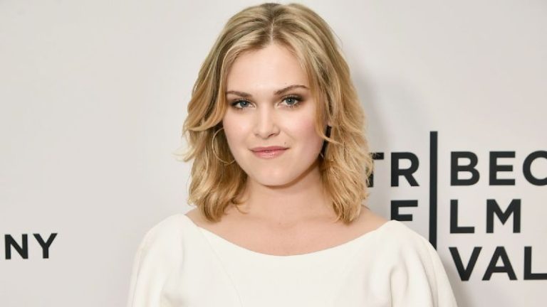 eliza taylor wiki, age, boyfriend, and net worth details