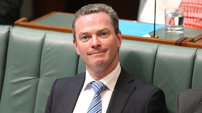 Christopher Pyne wiki, age, wife, and net worth updates