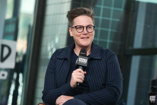 Hannah Gadsby wiki, age, height, married, wife, net worth 2018