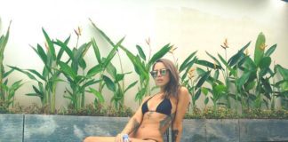 Jamie Lee Dayz looks hot in bikini beside the pool