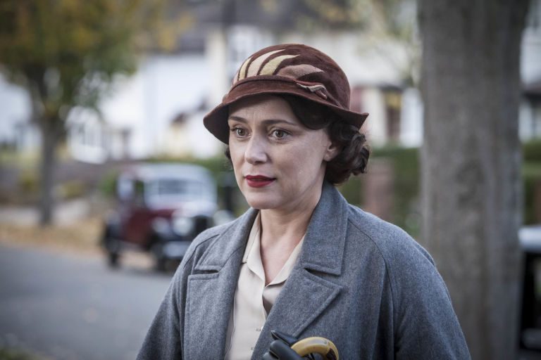 Keeley Hawes Spencer Mccallum Wiki
