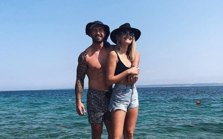 Laura Dundovic wiki, bio, age, height, boyfriend, engaged, net worth 2018