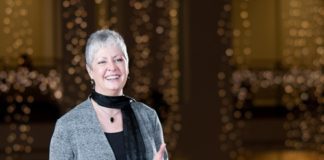 Kim Barnes net worth