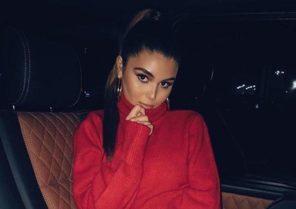 olivia jade net worth 2019, olivia-jade boyfriend, olivia-jade dad, olivia-jade mom, olivia-jade instagram, olivia-jade youtube
