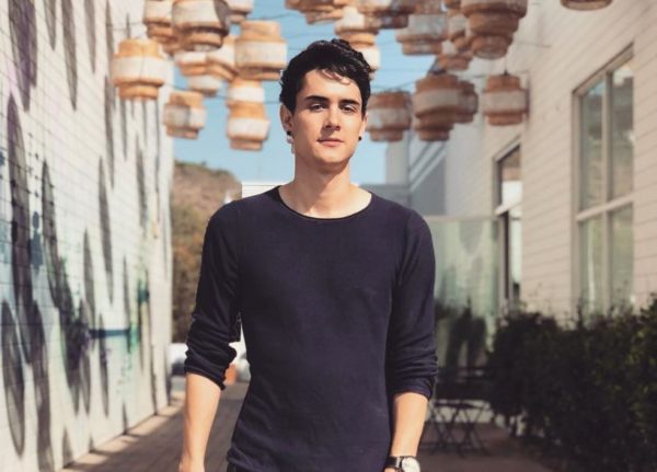 EXPLORE Robert Dobbs Wiki, Bio, Age, Height, Girlfriend & Net Worth robert dobbs wiki, robert dobbs bio, robert dobbs age, robert dobbs height, robert dobbs net worth, robert dobbs parents