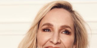 Fifi Box wiki, bio, age, height, net worth 2019