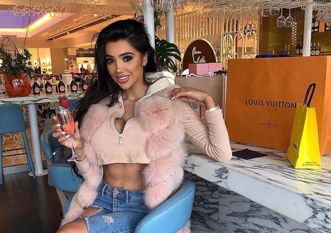 Chloe Khan Wiki, Bio, Age, Height, Husband, Net Worth Chloe Khan Wiki, Bio, Age, Height, Husband, Net Worth