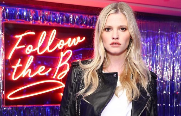 lara stone net worth 2019