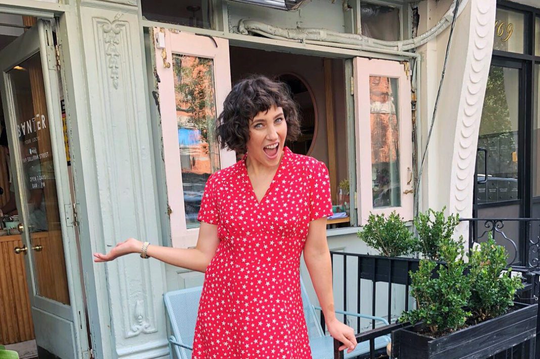Zoë Foster Blake Wiki, Bio, Married, Husband, Age, Net Worth Zoe Foster Blake net worth