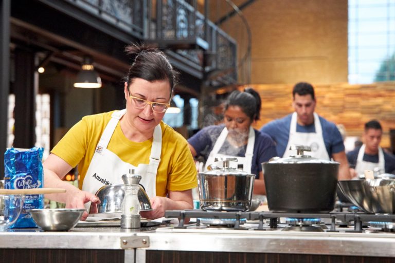 Anushka Zargaryan Masterchef Wiki, Bio, Married, Age, Net Worth