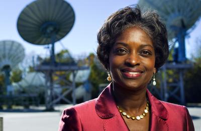 Mignon Clyburn wiki, bio, age, height, married, husband, net worth 2020