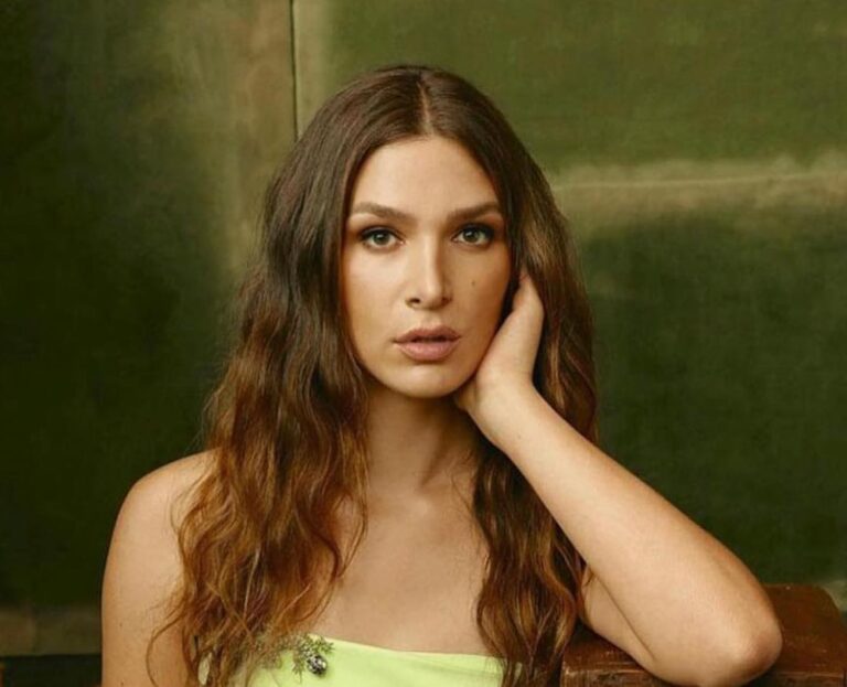 Eve Lindley Age, Height, Wikipedia, Husband, Before and After