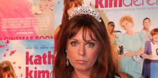 Gina Riley Net Worth 2022
