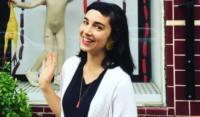 Molly Ephraim married