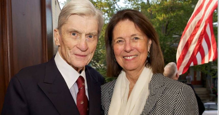 Jeanne Vander ‘John Warner Wife’ Wiki, Bio, Age, Height, Weight, Nationality, Job, Net Worth Jeanne Vander age