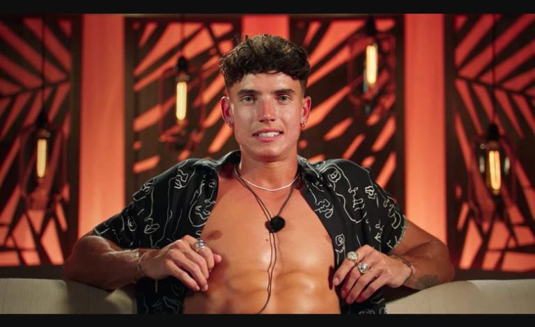 Cam Holmes Too Hot To Handle Wiki, Biography, Age, Height, Instagram, Dating, Girlfriend