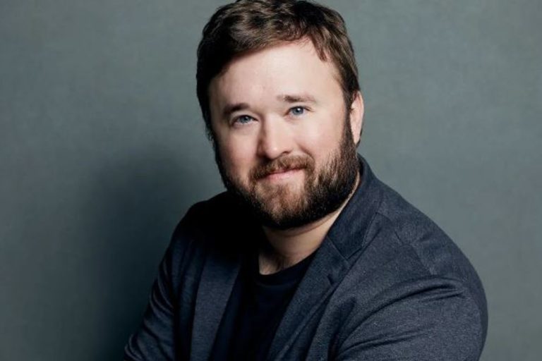 Haley Joel Osment Age, Height, Wikipedia, Married, Wife, Net Worth