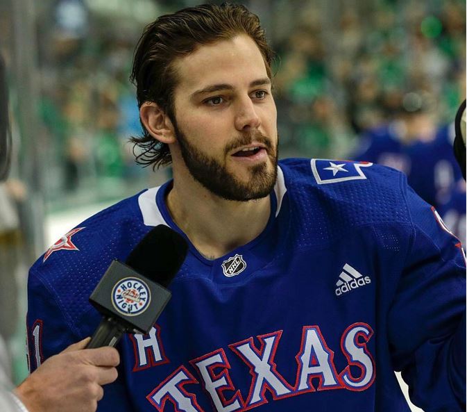 Tyler Seguin's net worth, age, NHL ranking, wife, current team