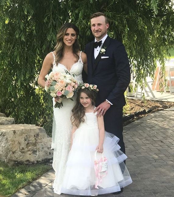 Who Is Steven Stamkos Wife Sandra Porzio Her Age Instagram Wiki   Sandra Porzio With Her Husband Steven Stamkos And Their Daughter At Theri Wedding 