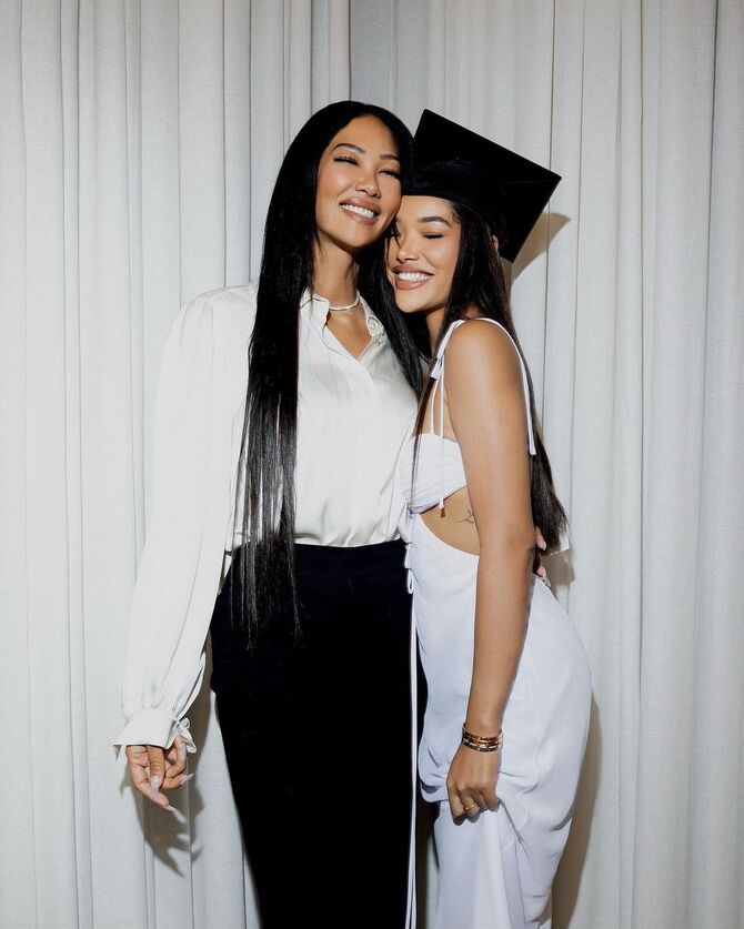 Ming Lee Simmons with her mother Kimora Lee Simmons