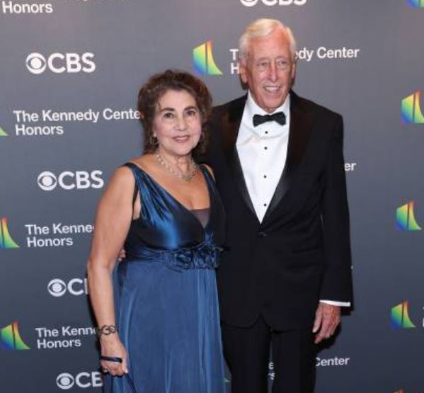 Elaine C. Kamarck with her husband Steny Hamilton Hoyer in an event 