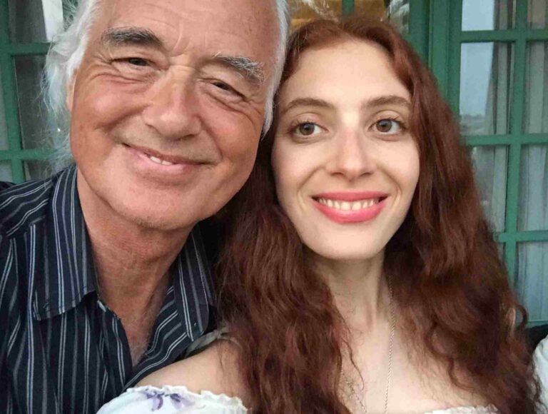 Scarlett Sabet Jimmy Page Girlfriend Age, Wikipedia, Net Worth