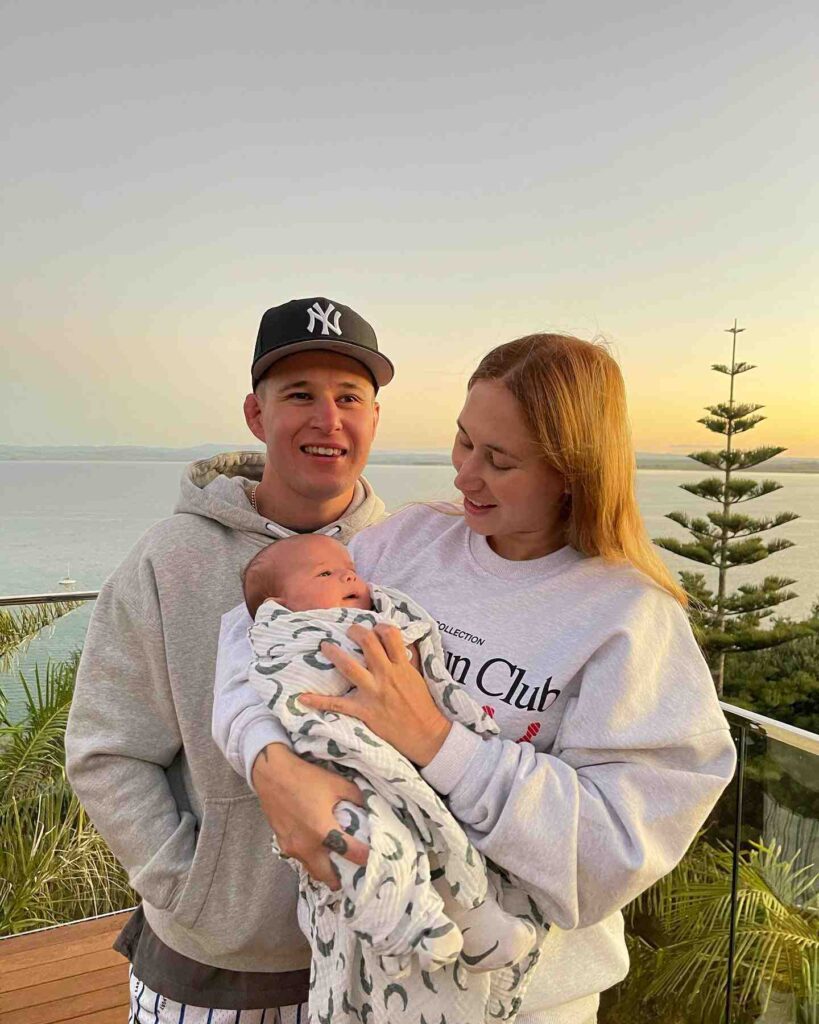 Kai Kara-France with his wife Chardae and their son