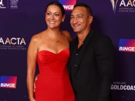 Api Robin Celeste Barber