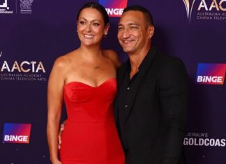 Api Robin Celeste Barber